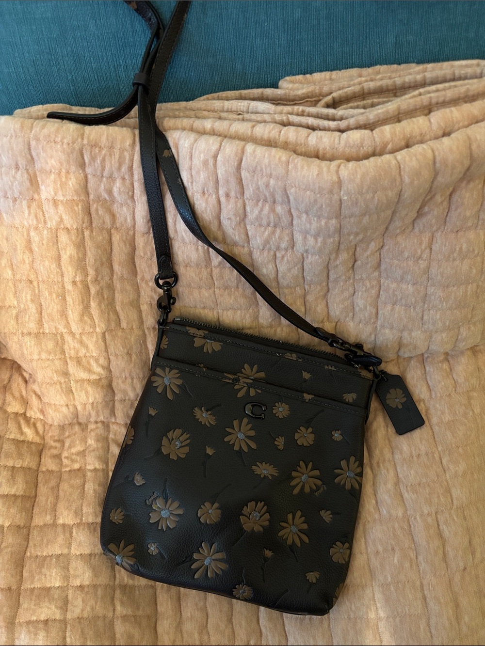 Coach Kitt Floral Crossbody Bag, brand new , no tag , never used